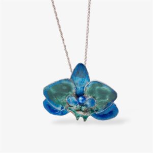 Colgante orquídea de plata y esmalte