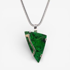 Colgante de plata y jade maw sit sit